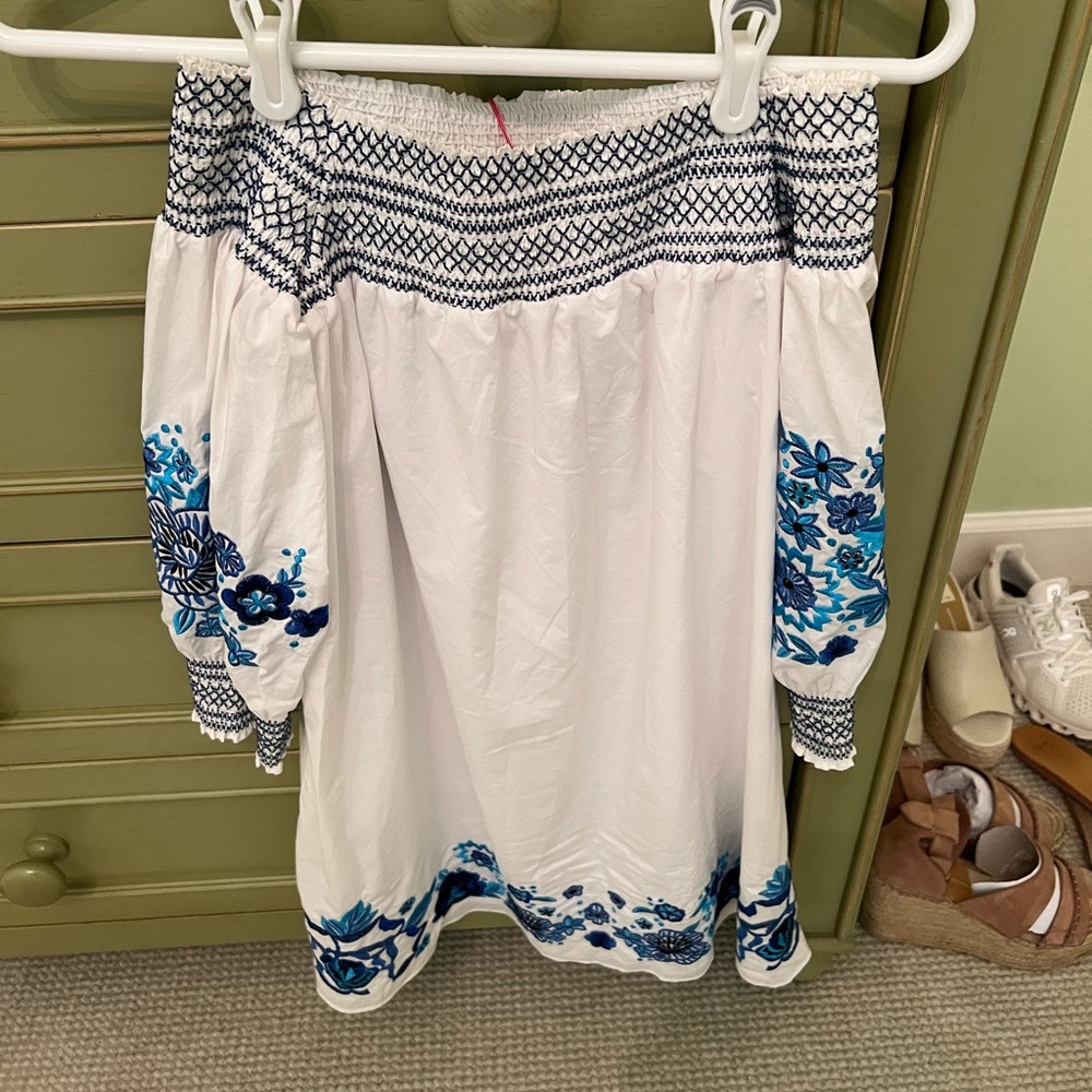 NWT embroidered Parker dress
